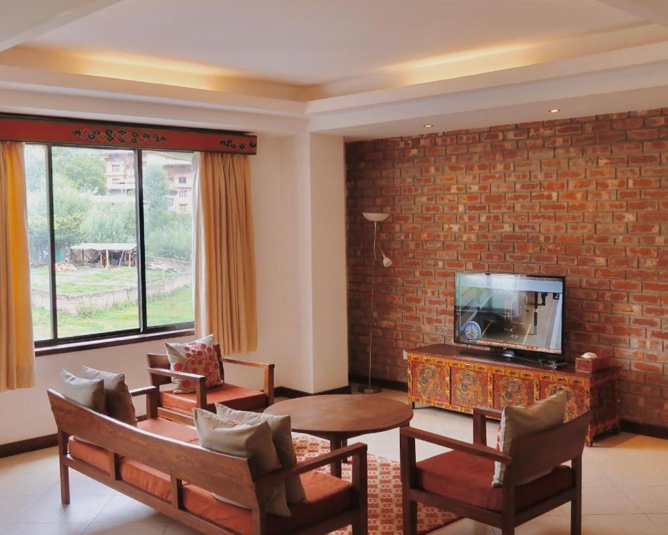 Khang Residency Тхимпху Екстериор снимка